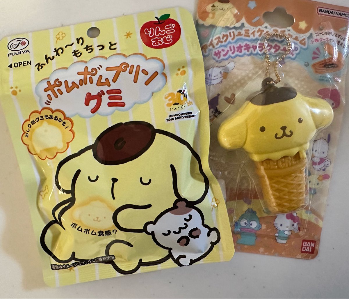 pmpmprnc's tweet photo. ついつい買っちゃうシリーズ笑
おしり型グミ出たよ〜 https://t.co/Xen1hORF6f
