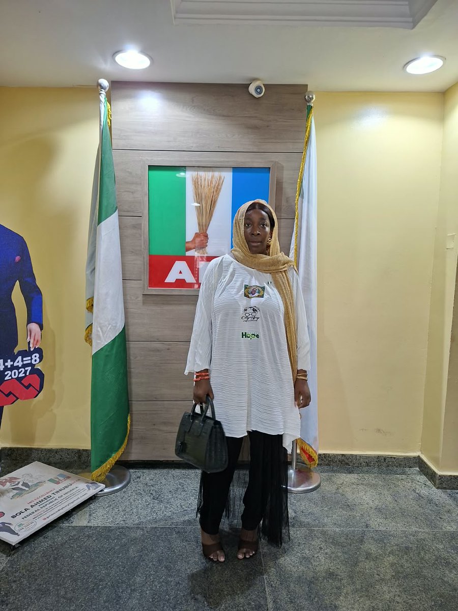 ashley_igbara's tweet photo. Standing with pride, purpose, and unwavering commitment to the Renewed Hope Agenda. 

A beautiful moment of service, patriotism, and dedication to a better Nigeria. Together, we remain focused, active, and committed to the vision of President Bola Ahmed Tinubu. https://t.co/KHnTyTT7xW