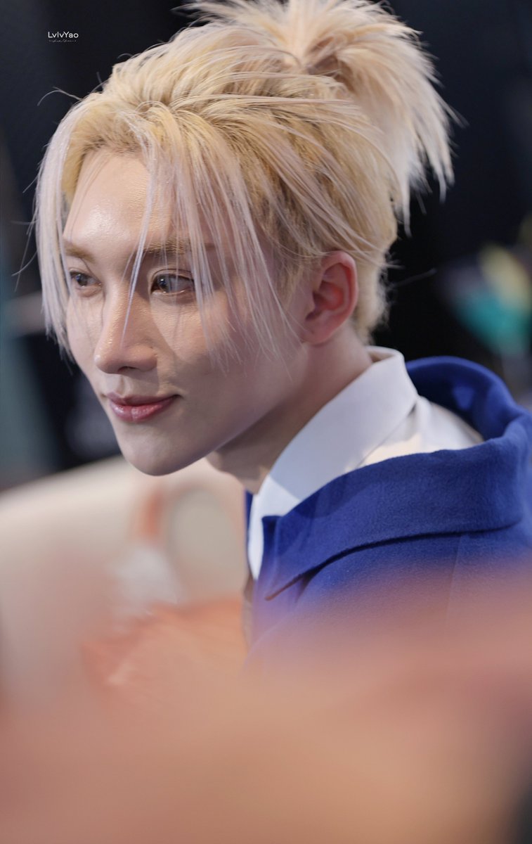 Yaolol27's tweet photo. หล่อมากกกกก

#Noeulnuttarat #S2TheSunset 
#MagentaBoy #Horizone https://t.co/eWOknd1oPQ