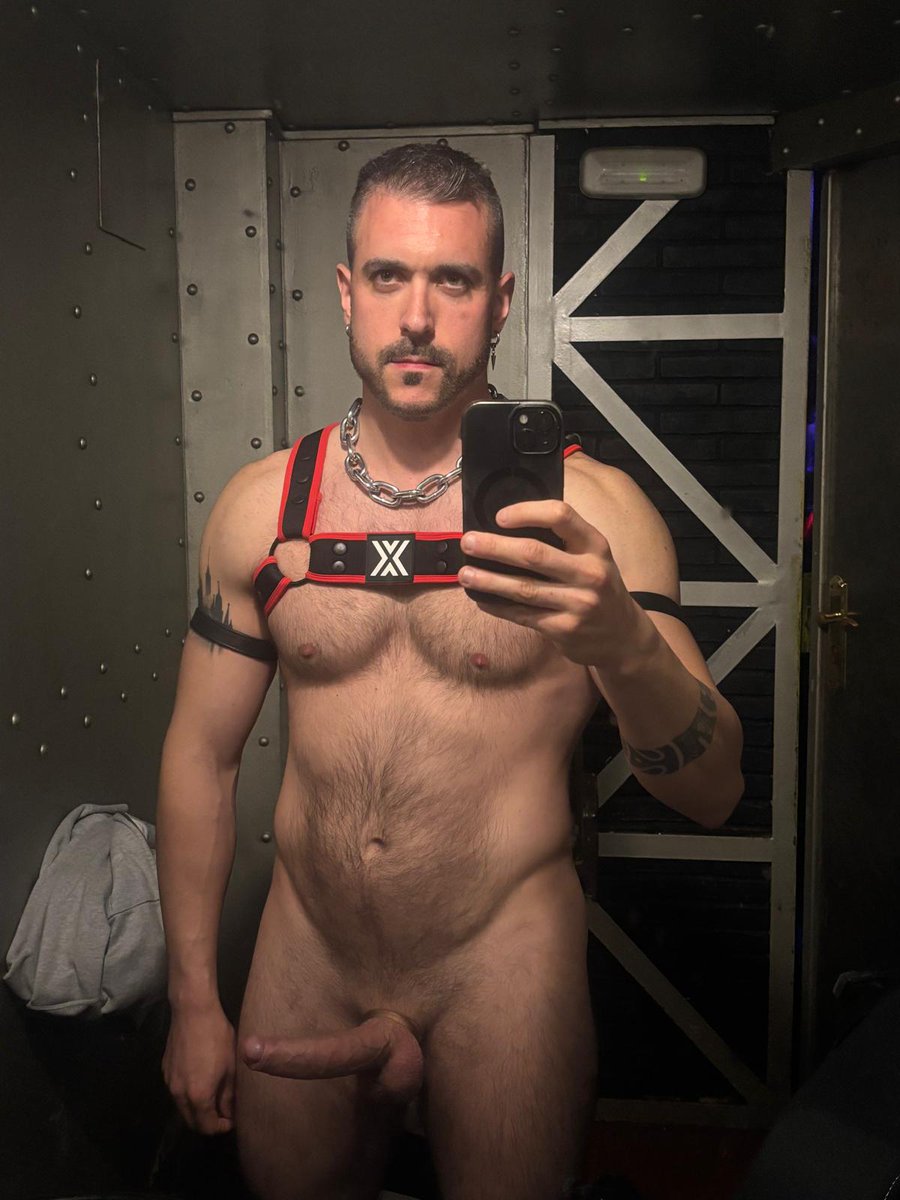ADUFF_NET's tweet photo. NOMINATED AT THE ADUFF AWARDS IN THE BEST BOTTOM CATEGORY
https://t.co/jVqJLDxGOF

@loganveraxx 

VOTE FOR YOUR FAVORITES
@PinkTVFR
@AgendaQ
@GayBcnPorno
@purelygayporn
@AduffEu
@Space_Java https://t.co/w0Xiv1CQ17