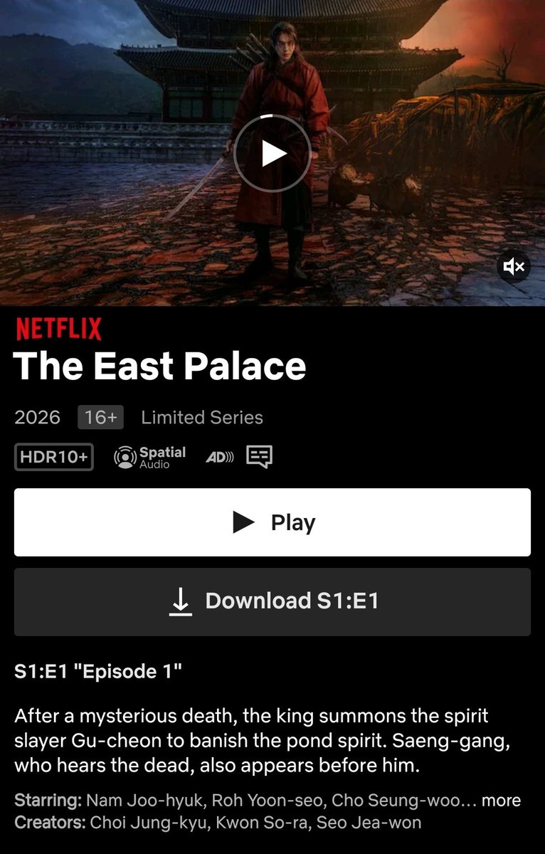 Jakeprt's tweet photo. ตอบแต่ Dark แต่แนะนำเรื่องอื่นบ้างที่ผมดูแล้ววางไม่ลง
Netflix: The East Palace บูรพาอาถรรพ์ ปราบผีในวังหลวง ฟีล Stranger Things ใครชอบ Kingdom ต้องดูเรื่องนี้

Netflix/Prime: The Man in The High Castle เกี่ยวกับถ้านาซี/จักรวรรดิญี่ปุ่นชนะสงครามโลกครั้งที่ 2 โลกจะเป็นอย่างไร

Disney+: Shogun สร้างจากนิยายของ James Clavel เค้าโครงจากประวัติศาสตร์ญี่ปุ่นช่วงปี ค.ศ.1600 ยุคสงครามกลางเมืองในสมัยเซนโงคุที่ศาสนาคริสต์นิกายโรมันคาทอลิกได้รับการเผยแผ่อย่างแพร่หลาย จะเล่าเกี่ยวกับต้นหนเรือชาวอังกฤษนับถือคริสต์เหมือนกันแต่นิกายโปรเตสแตนต์ที่ล่องเรือไปถึงญี่ปุ่นโดยไม่ตั้งใจและถูกจับตัวไป และจับผลัดจับผลูได้ไปเป็นที่ปรึกษาทางสงครามให้กับเจ้าเมืองเอโดะ ในภาวะสงครามกับโอซาก้า เรื่องนี้สนุกมาก เข้าใจวัฒนธรรมญี่ปุ่นสมัยก่อนขึ้นเยอะมาก ทั้งภาษาที่สวยงาม และวัฒนธรรมCultureshock มากมายที่ต้นหนชาวอังกฤษต้องมาเจอวัฒนธรรมต่างบ้านต่างเมือง และความขัดแย้งของศาสนาระหว่างนิกาย ใครชอบแนวประวัติศาสตร์ ชิงไหวพริบ ยุทธศาสตร์สงคราม แนะนำเรื่องนี้เลย เรื่องนี้เป็นซีรีส์ที่เขีบนบทและสร้างโดยฝรั่ง แต่พูดญี่ปุ่นทั้งเรื่อง ปน ๆ กับภาษาอังกฤษ สนุกมากกกก แนะนำเลย

Prime: FROM กำลังดูอยู่ยังไม่จบ แนวเมืองลึกลับที่เข้าแล้วออกไม่ได้ กลางวันผู้คนใช้ชีวิตปกติ แต่พอยามวิกาลห้ามออกมานอกบ้าน เพราะมีปีศาจในร่างคนออกมาล่าผู้คน สนุกเลย ตอนนี้ผมติดเรื่องนี้มาก