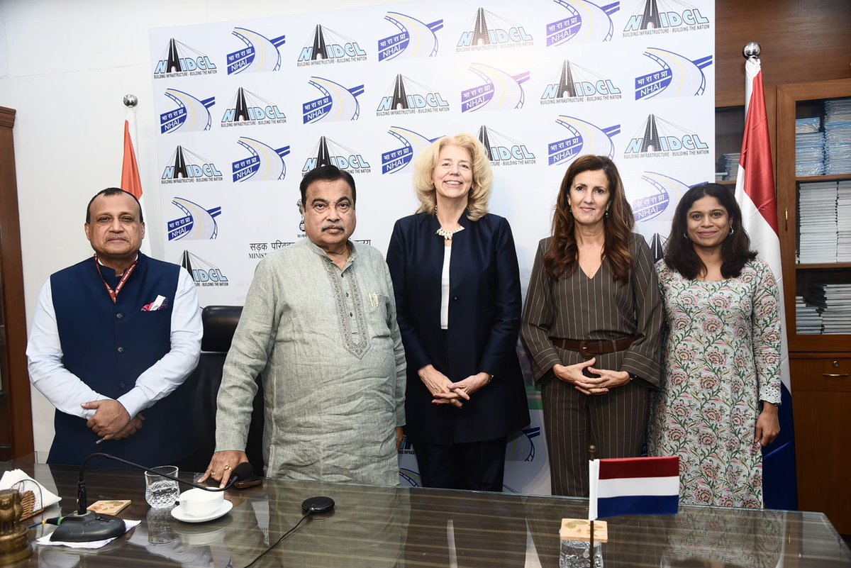 NLinIndia's tweet photo. NL-IN 🇳🇱🇮🇳 partnership for cleaner fuels and greener mobility.

Ambassador Marisa Gerards met Hon’ble Union Minister of Road Transport and Highways, Shri Nitin Gadkari, to discuss how the Netherlands and India can advance cleaner fuels and accelerate the transition to sustainable mobility. Their conversation highlighted cooperation on turning waste into value for society, cities and transportation.

The Netherlands is already working with India to scale biogas technologies, deepen research partnerships on the bio transition, like the utility of bio based materials for roads, and leveraging Dutch expertise in cycling infrastructure to promote cleaner, healthier mobility lifestyles.