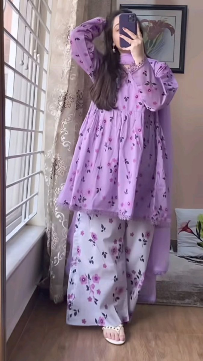 Mahi79866's tweet photo. السلام علیکم 🌸
مسکراہٹ بانٹتے رہیں، محبت پھیلاتے رہیں اور اللہ کا شکر ادا کرتے رہیں۔
اللہ آپ کو ہمیشہ خوش رکھے۔ آمین 🤍 https://t.co/sXBRG14rtc
