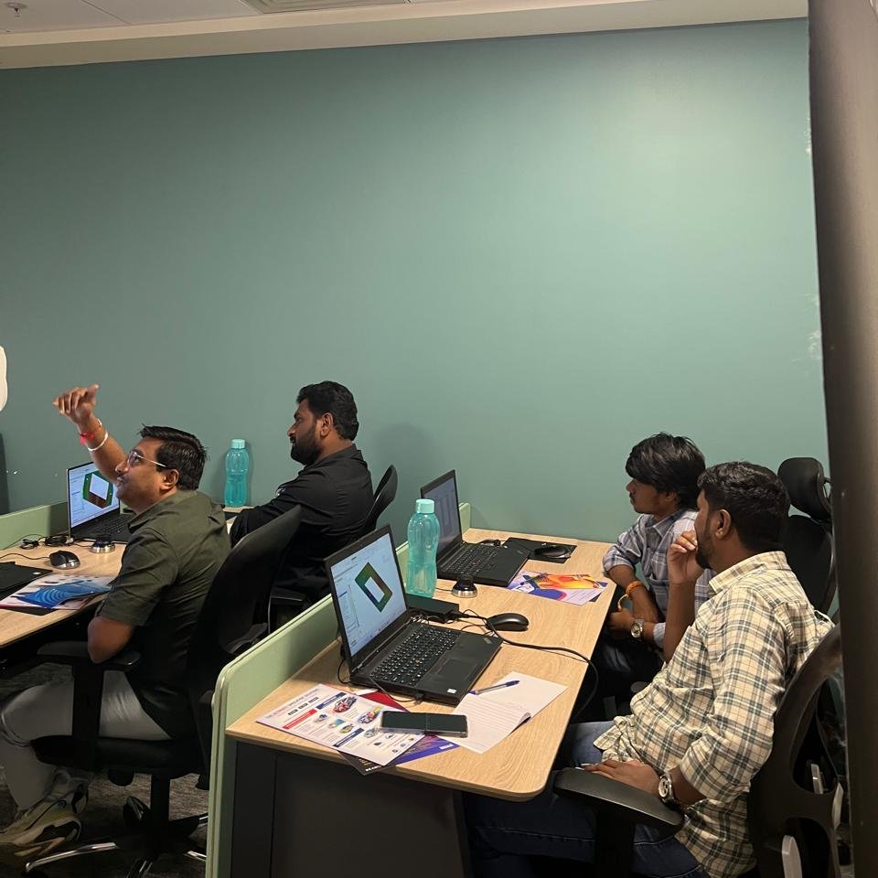 BEACONIndia_3D's tweet photo. Dr. Neeraj M.P. is leading the SOLIDWORKS Plastics – HOTD session, sharing practical insights on injection-moulding simulation and process optimization.

#SOLIDWORKS #SOLIDWORKSPlastics #InjectionMolding #Simulation #Engineering https://t.co/x1Ins3vvGz