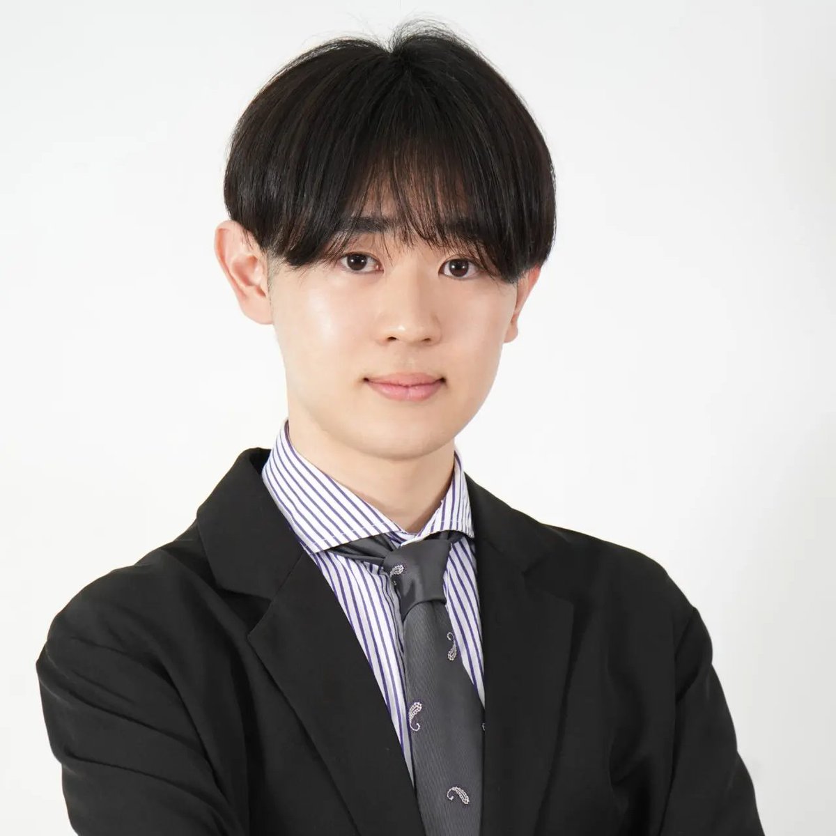 ClubNPM's tweet photo. 🎉今日が誕生日の男性協会員🎉

🎂9月21日🎂

井上 太一@arikui0721
https://t.co/tR8YvS1xyi

大村 晃大@kta_713_
https://t.co/MIvd1pBzVR

高塚 遼市@Sw0C0P2hyePyS1C
https://t.co/FCSikpAMfP https://t.co/v88Y98xOSB