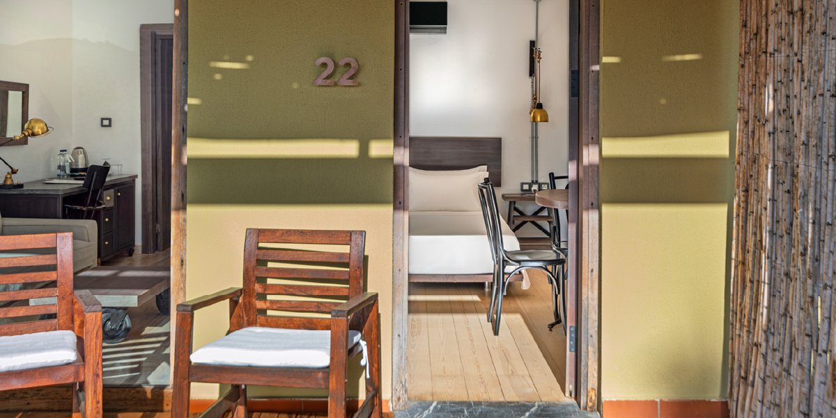 flammbodrum's tweet photo. Kendi alanınız, kendi temponuz.
Gününüzü dilediğiniz gibi yaşamanız için.
----
Your own space, your own pace.
For days lived exactly as you choose.
📞 +90 532 226 76 95
☎️ +90 252 357 76 00
📩 info@flammbodrum.com
🖥️ https://t.co/7LSPY16hHv
#FlammBodrum #FlammBeach #Bodrum2026 https://t.co/7s4HoTMcok
