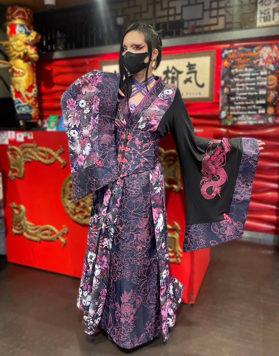 QF_ameq's tweet photo. 【🌸新作入荷🌸】

和柄ロンスカ＆着物コルセットカットソーが入荷しまし���〜‼️

セットでの着用もめちゃくちゃおすすめです✨
一目惚れされるお客様も続出中……！👀
ぜひぜひ実物見に来てくださいね〜‼️

和柄ロンスカ
➤ https://t.co/ipyTxb8Kt6
コルセットカットソー
➤https://t.co/bY0pJINp9Z https://t.co/92ExSvvxsr