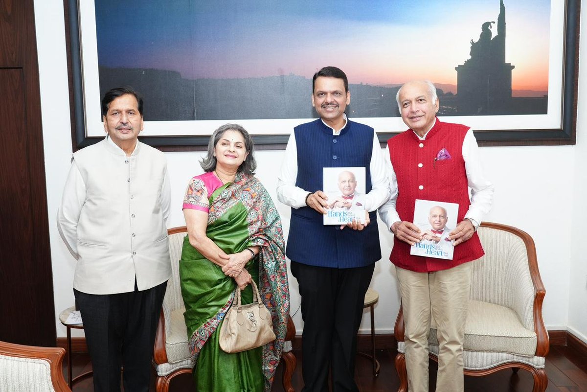 MPLodha's tweet photo. Eminent gynecologist Prof. Dr. C. N. Purandare met Hon’ble Chief Minister Shri Devendra Fadnavis Ji and presented him a copy of his autobiography, ‘Hands That Healed, a Heart That Led’.

The book reflects Dr. Purandare’s remarkable journey and his invaluable contribution to women’s health.

Heartiest congratulations and best wishes to Dr. Purandare on his autobiography.

@Dev_Fadnavis

#Autobiography #WomenHealth #Healthcare #MedicalExcellence