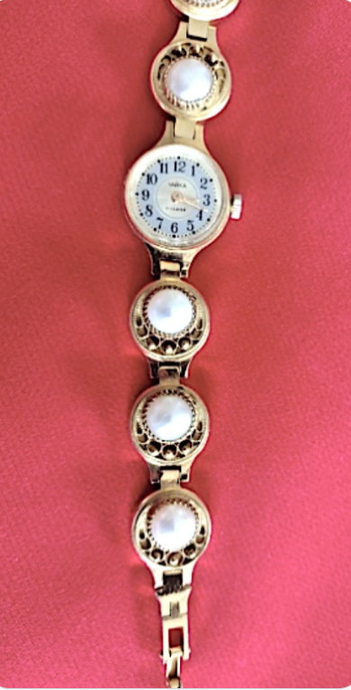 InessaW29's tweet photo. https://t.co/wjXKfbETCy  

Vintage Freshwater Pearl Rotary Watch Chaika Gold Plated Great Gift UK seller    

  #MHHSBD #WATCH #vintage #giftideas #jewellery #pearl #gifts #viral #jewellerybox #surprise #gifts #MothersDay #motherdaughter #xmastree #giftsirinart https://t.co/fO0wYgWSuS