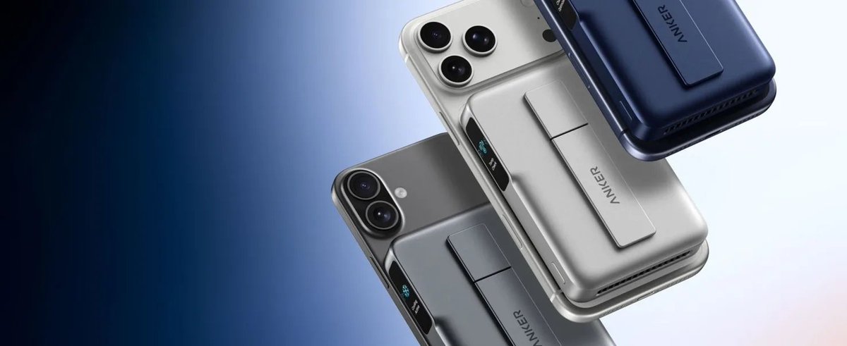 stufflistings's tweet photo. Anker made the fastest and the coolest wireless power bank in the world.

A built-in cooling fan, 10000mAh, 25W Qi2.2 wireless charging, active cooling around 36°C, 45W wired, built-in kickstand.

The Anker MagGo Power Bank 2 Pro... https://t.co/Cnd9IyzICr