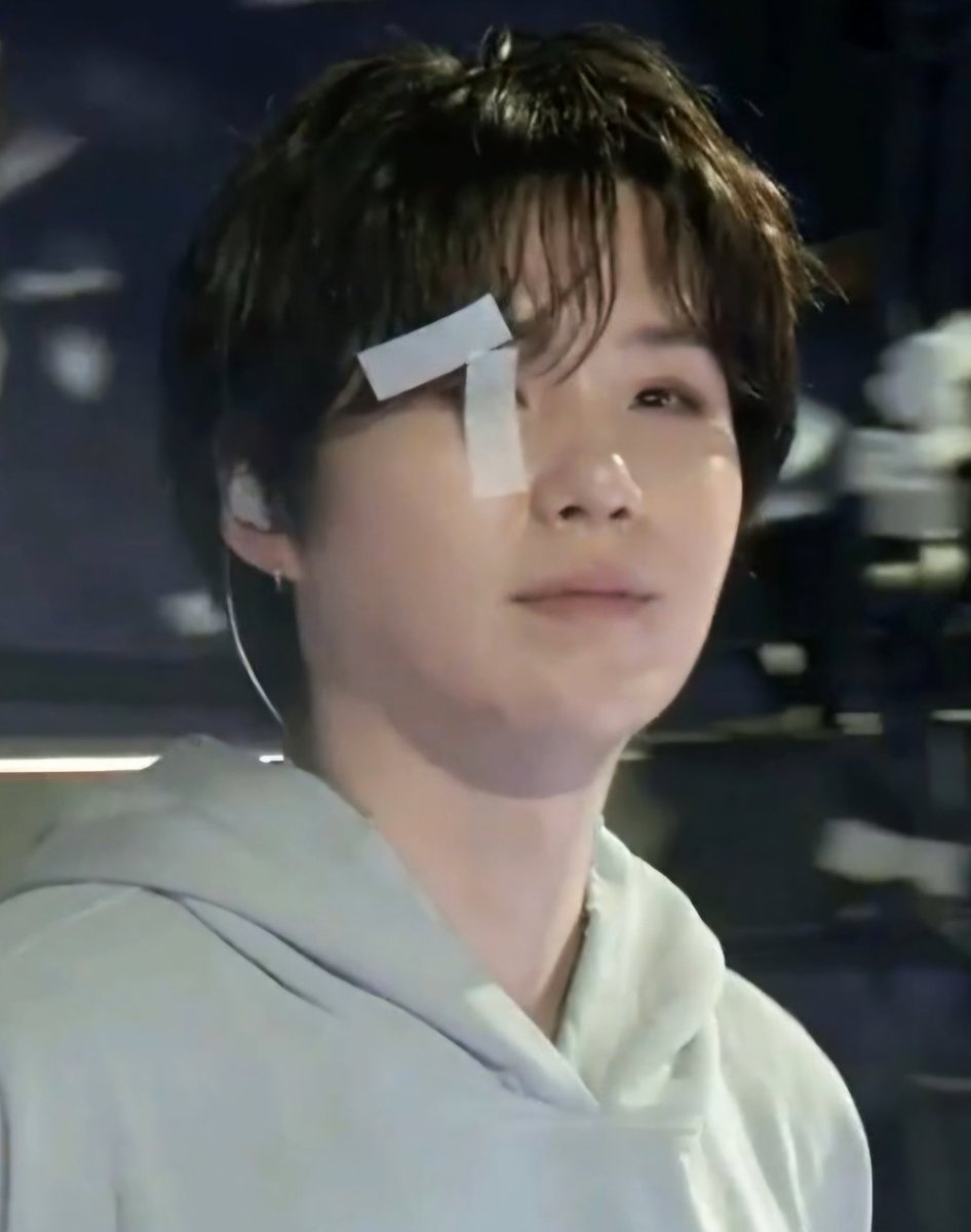 DataAgustD's tweet photo. When your trials end in full bloom 🪷 https://t.co/YVtS286KsK