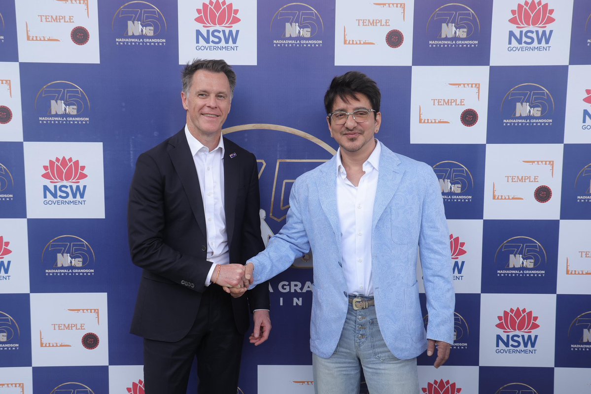 SumitkadeI's tweet photo. #HeyyBabyy2 IS COMING.. 

NSW Premier #ChrisMinns visited Nadiadwala Grandson Entertainment in Mumbai as #SajidNadiadwala announced a 3-film deal to shoot in Australia, including the much-awaited Heyy Babyy 2.

The sequel will return to Australia, nearly two decades after the original was filmed there. 

A major India–Australia collaboration for the franchise!
