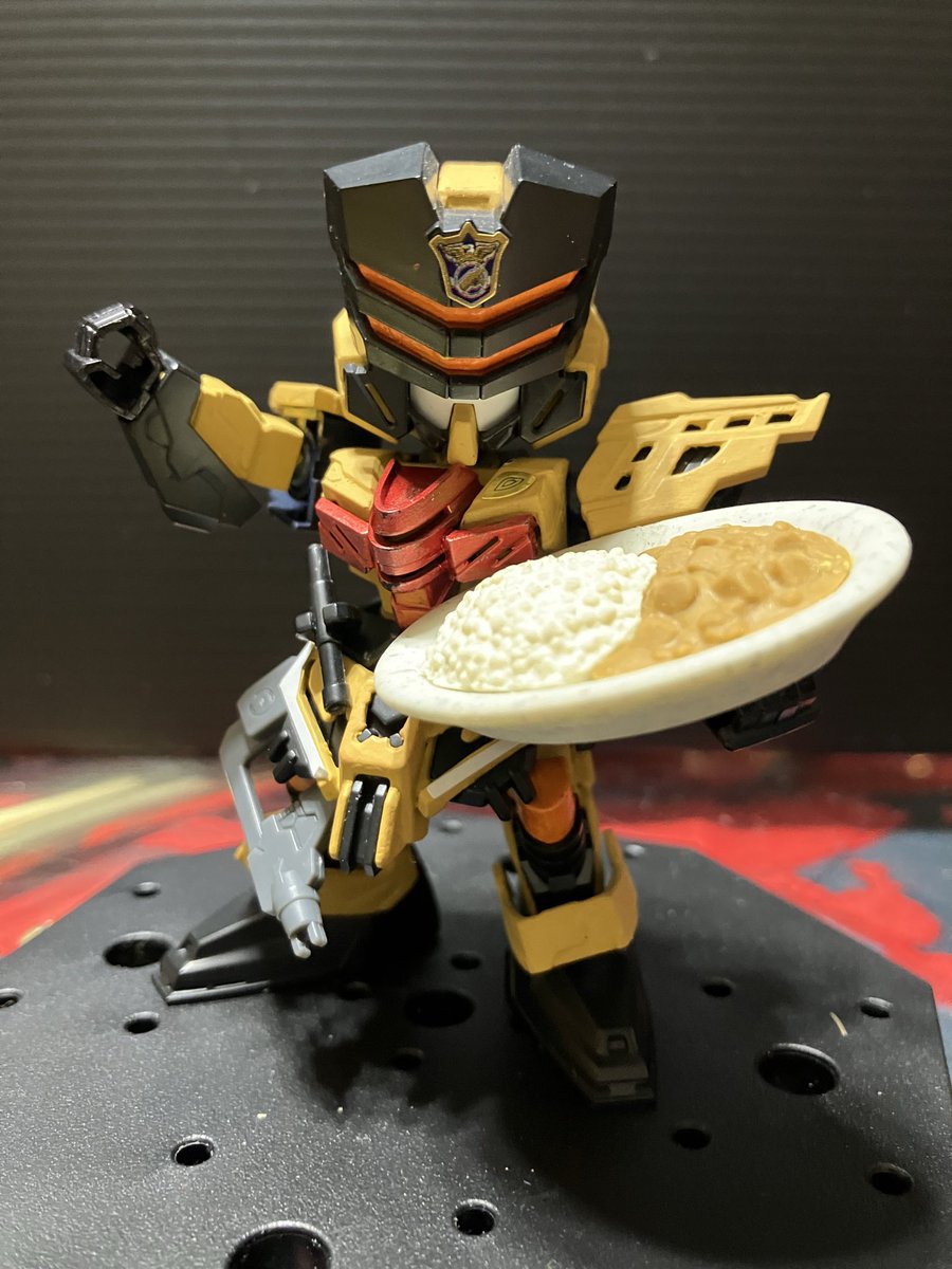 I37EP6XejCPohst's tweet photo. #全クリエイターに告ぐ黄色の作品を解放せよ 
こんばんは
昭和の時代の黄色いキャラと言えば『カレー好きの太っちょキャラ』と決まっておったのじゃ… https://t.co/RxF4bMOLCa