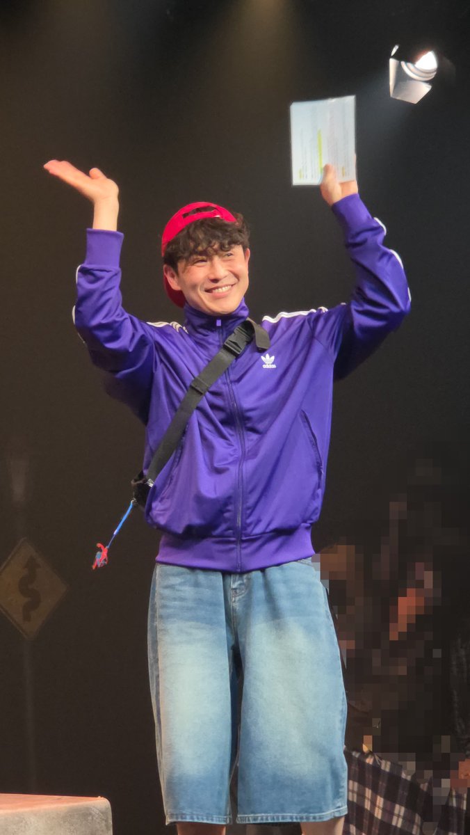 SweetHee00's tweet photo. 귀여웡 짱구같아 ㅎㅎㅎ https://t.co/wqSAbTH8R6