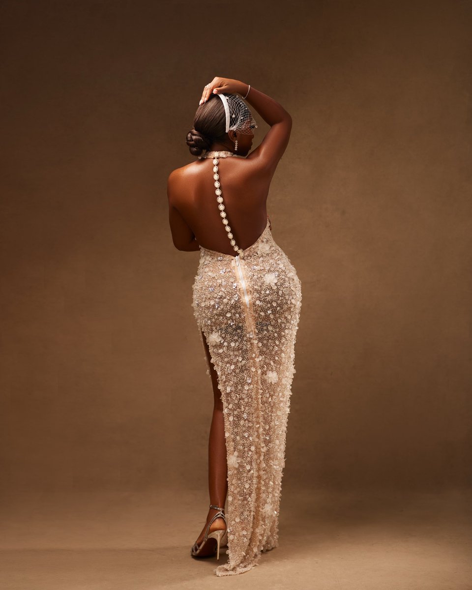 dadaomowunmi's tweet photo. Leading lady energy for A Mama Deola Wedding ✨

Now showing on Kava Tv for a global audience ✨

#amamadeolawedding #theomowunmidada https://t.co/J6dasr8MC0