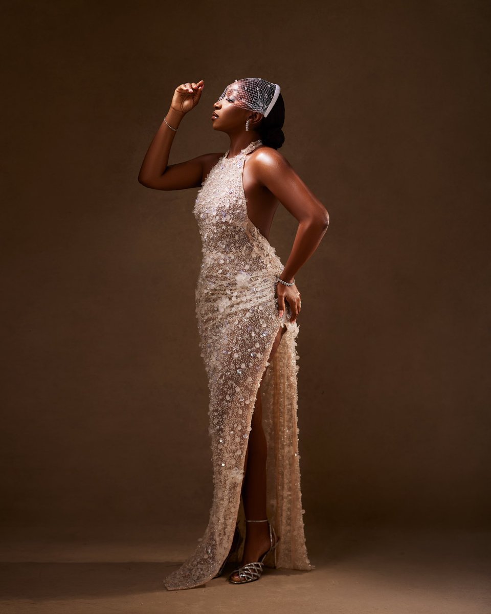 dadaomowunmi's tweet photo. Leading lady energy for A Mama Deola Wedding ✨

Now showing on Kava Tv for a global audience ✨

#amamadeolawedding #theomowunmidada https://t.co/J6dasr8MC0