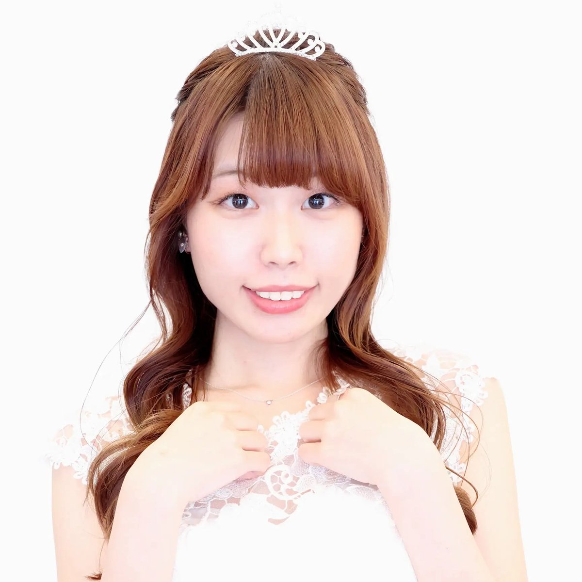 ClubNPM's tweet photo. 🎉今日が誕生日の協会員🎉

🎂9月27日🎂

綾瀬 まり@ayasemari
https://t.co/hFY6Rmdu9t

大森 雄大@y_o_info
https://t.co/CDo5ENheid

北場 千愛@pebachie0927
https://t.co/klOYXa4SWN

西川 賢大
https://t.co/ry4PzECWSa https://t.co/kFiwLOPUSK