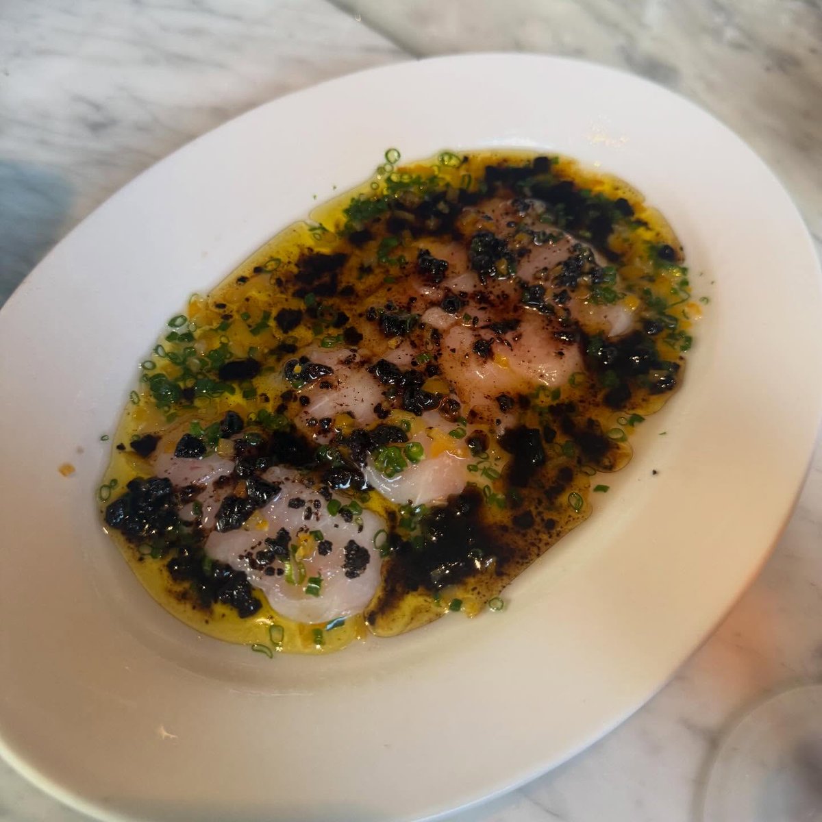 LetitiaMahq7's tweet photo. Good morning, y’all—happy Friday! Another Brooklyn review: The Snail in Greenpoint. Highlights were the black bass crudo and crab capelletti with orange-saffron beurre blanc. Overall good, but overhyped compared with other Brooklyn spots. https://t.co/e2v2wZrrRM