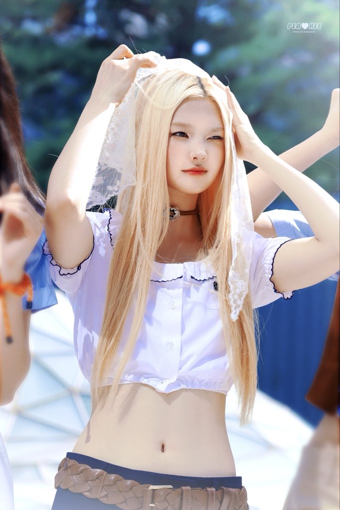 Peachee_1011's tweet photo. 260903
#서희 #SEOHEE #튜이드 #TUIDE https://t.co/F8zxZnEsLz