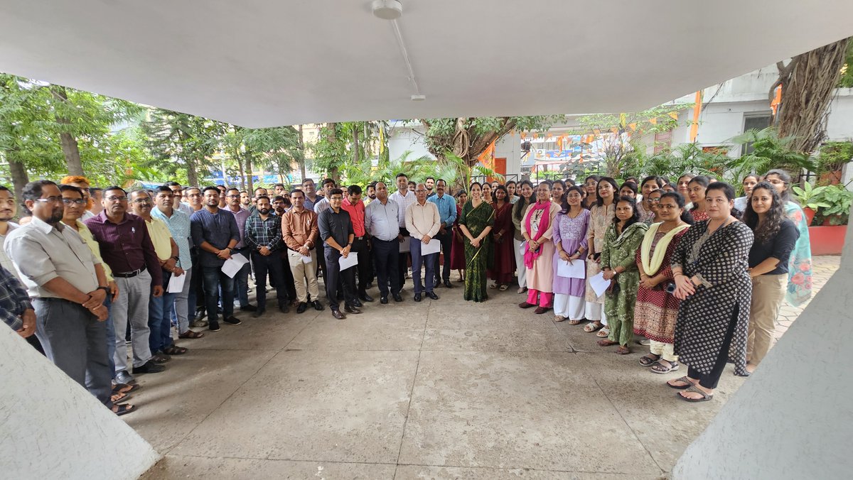 FciBhopal's tweet photo. दिनांक 19.08.2026 को Vigilance Awareness Week (VAW) 2026 के अंतर्गत क्षेत्रीय कार्यालय, भोपाल में “सत्यनिष्ठा से समृद्धि” (“Probity for Prosperity”) थीम के तहत आयोजित Vigilance Pledge (सत्यनिष्ठा की शपथ) कार्यक्रम का आयोजन किया गया| https://t.co/gkejaTmYZs