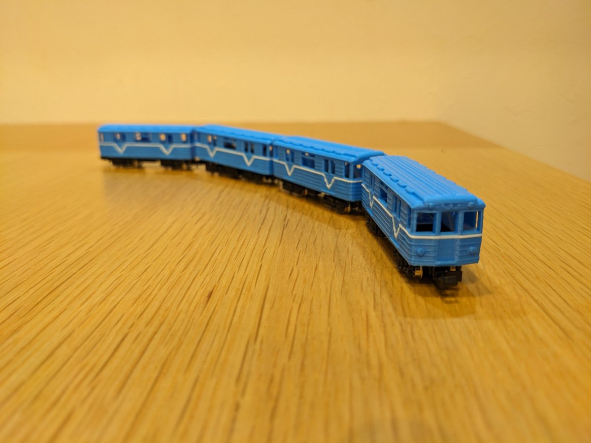 cocokoubou's tweet photo. 半鉄カラーシリーズ
ソ連・モスクワ地下鉄電車彩色済みマルチカラー3Dプリントキット4両セットです。

別途カトー製Bトレ用動力と台車を使用します。

ミニレイアウトにいかがでしょうか。
メルカリにて取扱い開始しました。

＃鉄道模型
＃Nゲージ https://t.co/N71oruls7A