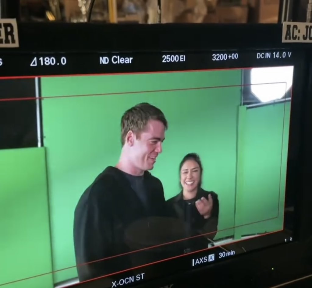 OceaneKrys's tweet photo. This reunion is happening 😭 https://t.co/178ehGPVkh