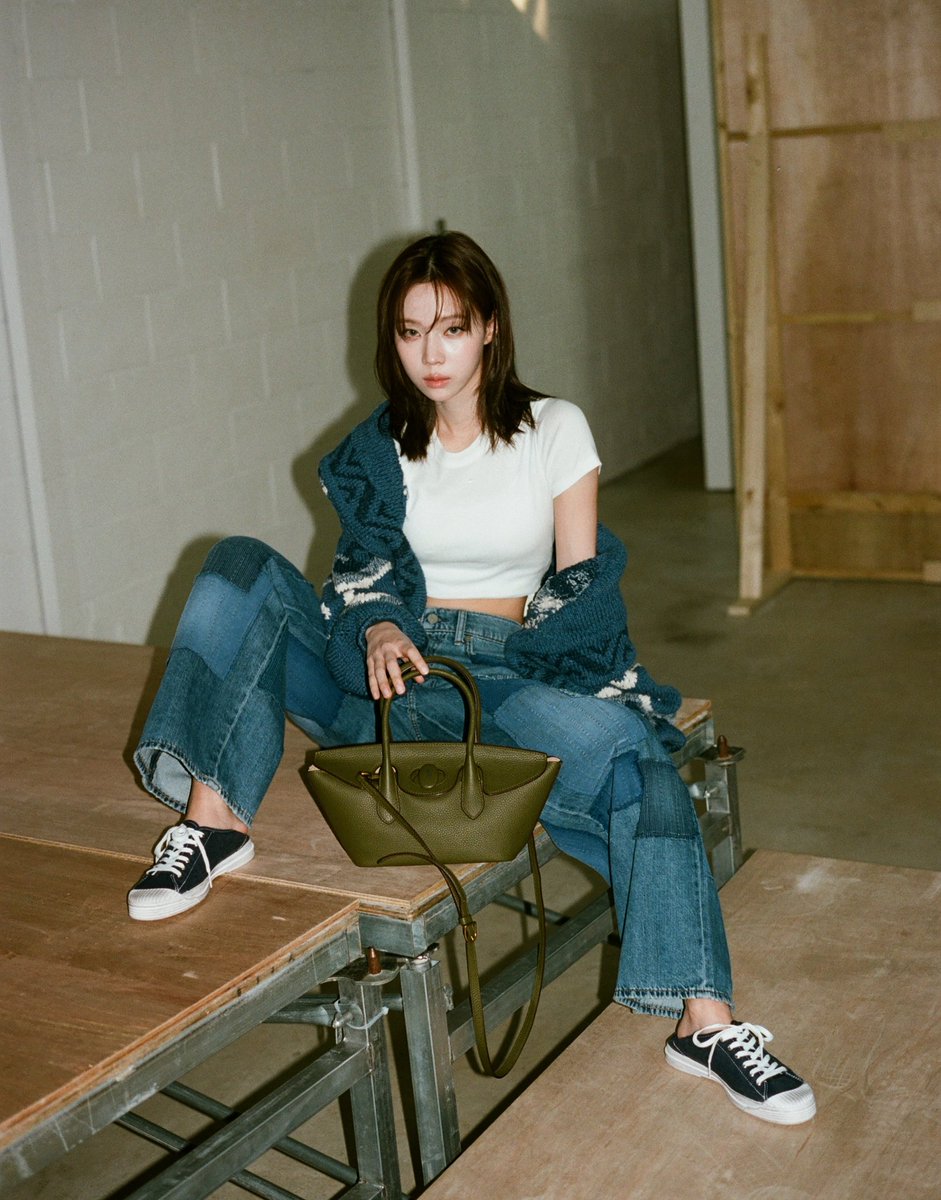 mjkmwntr's tweet photo. Polo Ralph Lauren WINTER ‘24 

#에스파 #윈터 #WINTER https://t.co/XNqDipKGd3