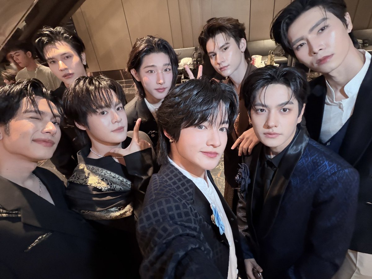 imreeonn's tweet photo. ทุกคนมาลุ้นกันว่าใครจะได้เข้าชิงบ้างงง🩵

#YentertainAwards2026xDMD
#reeonn https://t.co/PQOCisHyfR