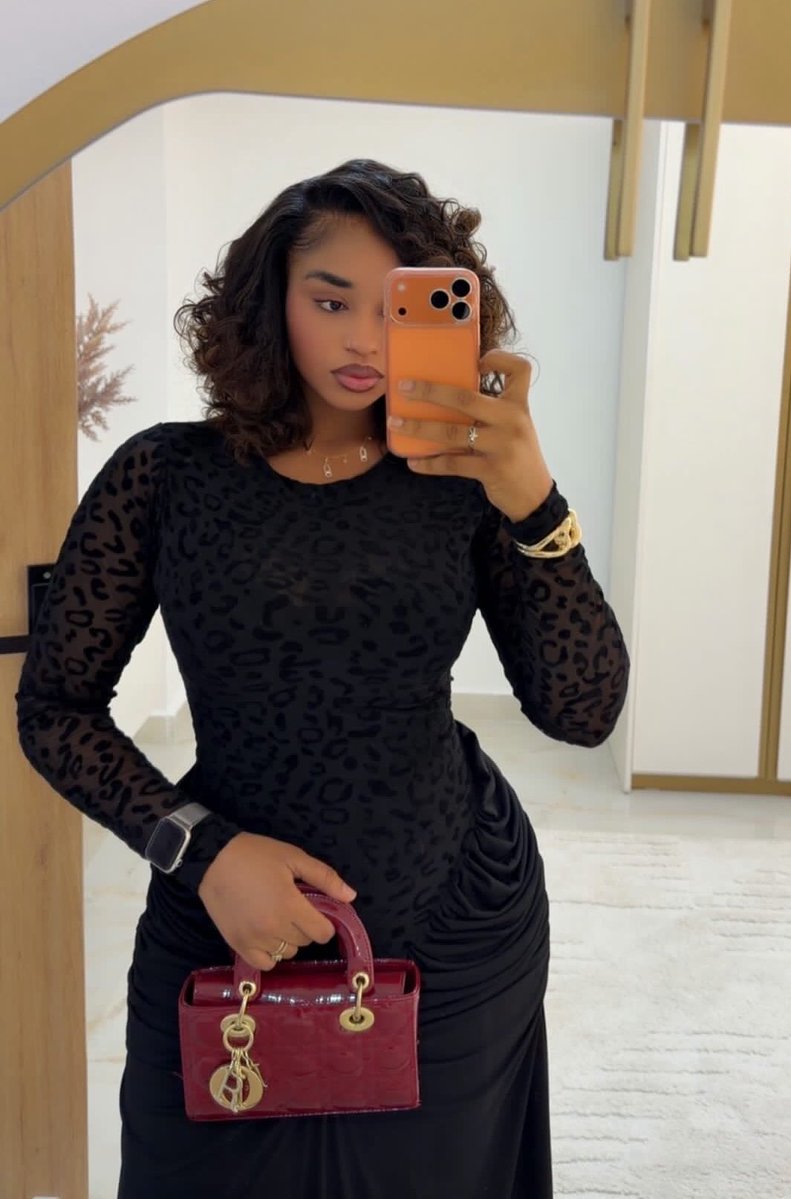 Darling_wealth's tweet photo. The fairest of them all https://t.co/3zExGcEwFe