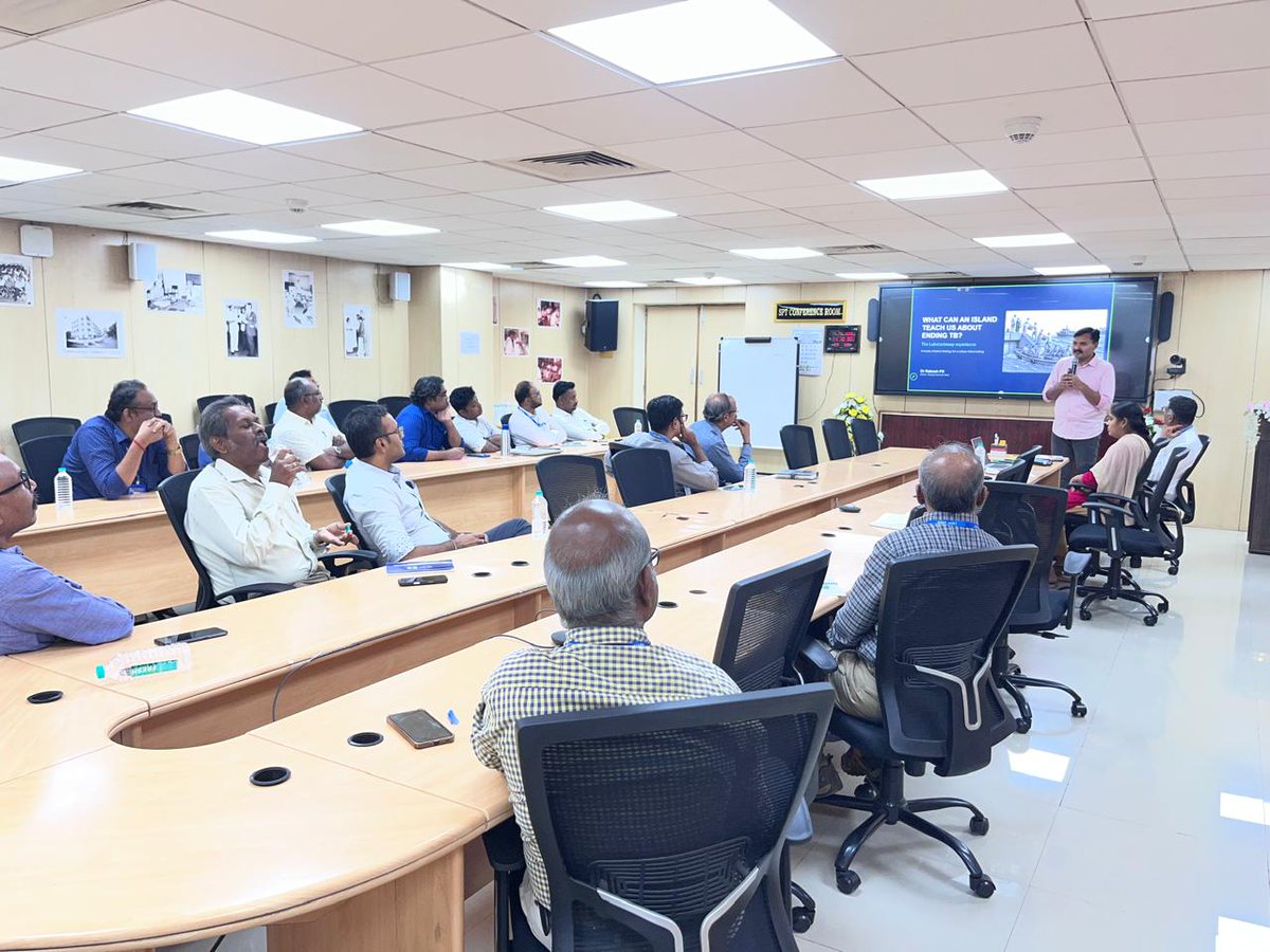 icmr_nirt's tweet photo. @ICMR_NIRT hosted an insightful interaction with Dr Rakesh PS on TB elimination and community-based approaches. His experiences from Lakshadweep’s TB-free journey offered valuable perspectives on community engagement, local systems and public health action. https://t.co/ToNkh7NHCk