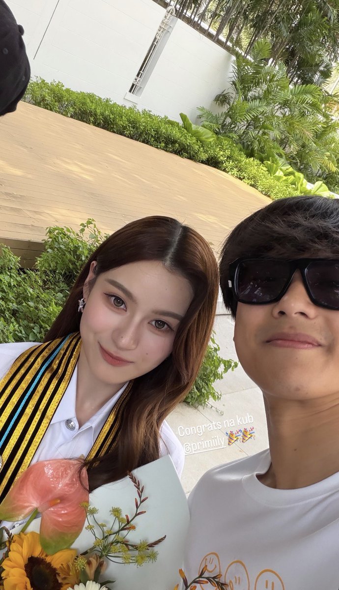 lvvonppw's tweet photo. Prim cakep banget plsssss congrats bebbb my suami gue ganteng banget lagi https://t.co/kxK57tQgjF