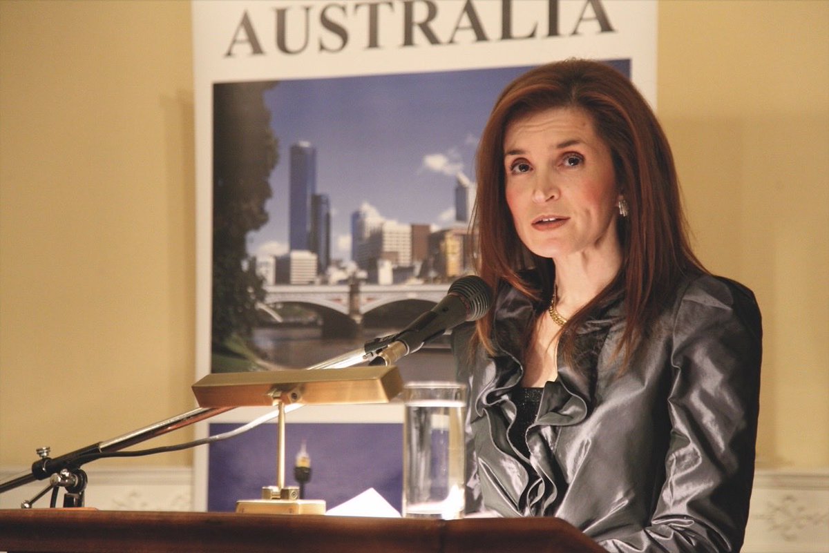 jennybloomf's tweet photo. 45 years ago, my family arrived in Australia - a place that let us grow, belong and contribute. In Australian Ambassador, I reflect on that journey and what makes an Australian. Our stories show it’s where we belong that matters. 🌏 https://t.co/iGp69QKMn7