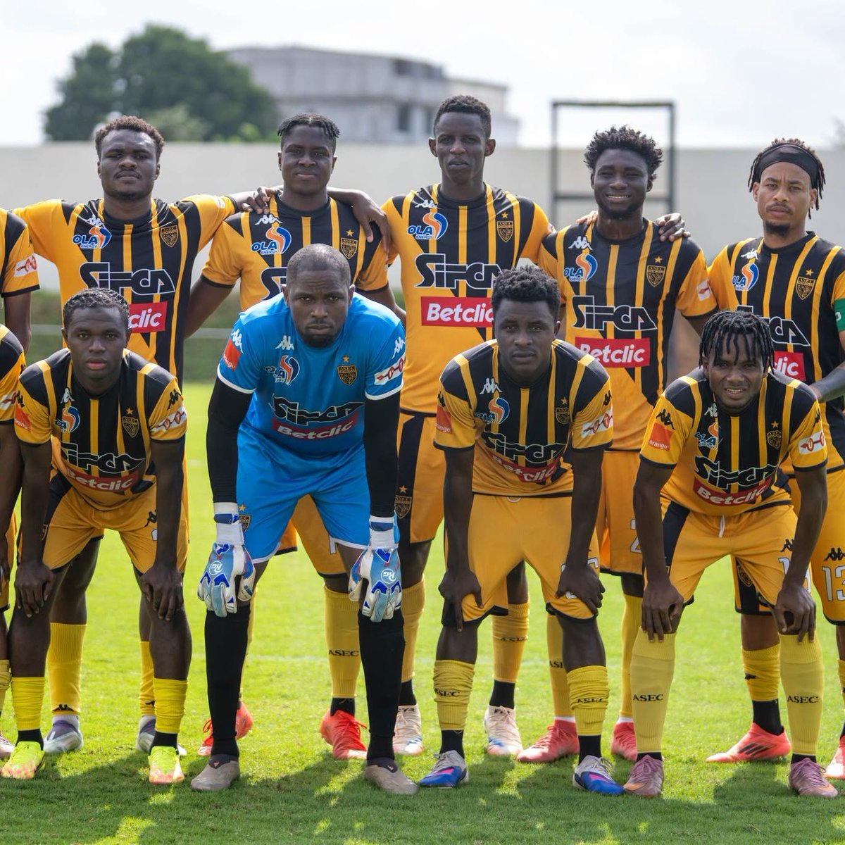 LKsportif's tweet photo. Les mimos s’envolent ce jeudi sur Lomé (Togo) pour le 1er tour préliminaire de la Ligue des Champions CAF.
#ccaf https://t.co/RMDOpElnTU