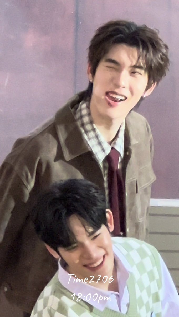 Time2706_1800's tweet photo. •260903• เหตุการณ์เกิดขึ้นไวมาก ยกกล้องไม่ทัน แต่หล่อค่ะ🫨🫠
——

TEETEEPOR DISNEY EXPO

#DTXxตี๋ตี๋ป๋อ #teeteepor 
#twnpich #porsuppakarn https://t.co/qEkMCT0EqZ