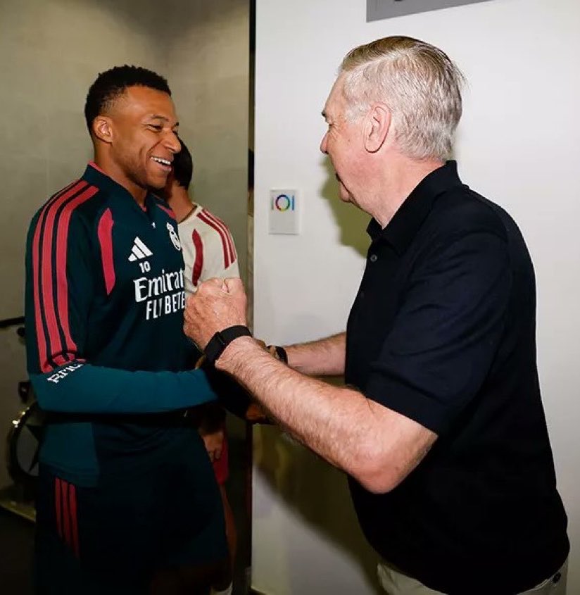 theMadridZone's tweet photo. 🚨 Kylian Mbappé x Carlo Ancelotti https://t.co/QuEfgMndms