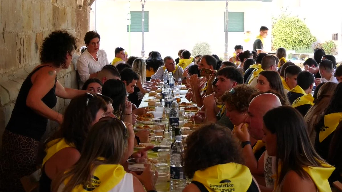 GITBinfo's tweet photo. Kintoburue ospatuko dute bigarren urtez Ormaiztegin

👉 https://t.co/h5aQ51fqiI

#ormaiztegi https://t.co/r1DpNaLQ3E