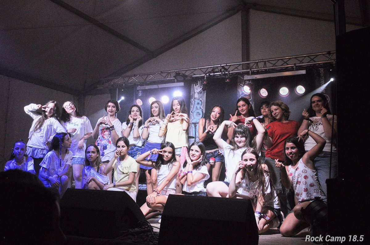 RockCampES's tweet photo. Septiembre, todo reposado, y seguimos flipando 🧡

La 1ª edición de K-Pop Camp nos dejó a todos con la boca abierta. Llegasteis con mogollón de coreos aprendidas de casa y os comisteis el escenario. ¡Sois unas jefas!

Esto no ha hecho más que empezar 🤟

#KpopCamp https://t.co/DLIPbw1fLL