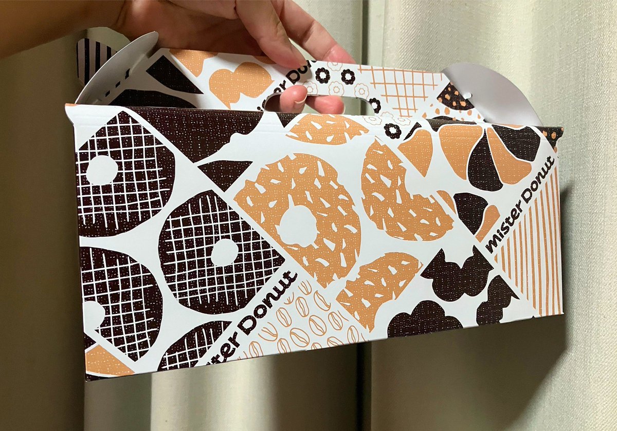 sudako_suda's tweet photo. ぱないのぅ
ちょーいけてる
（ゴール）デン チョコ買った https://t.co/GPDVcDVJbz