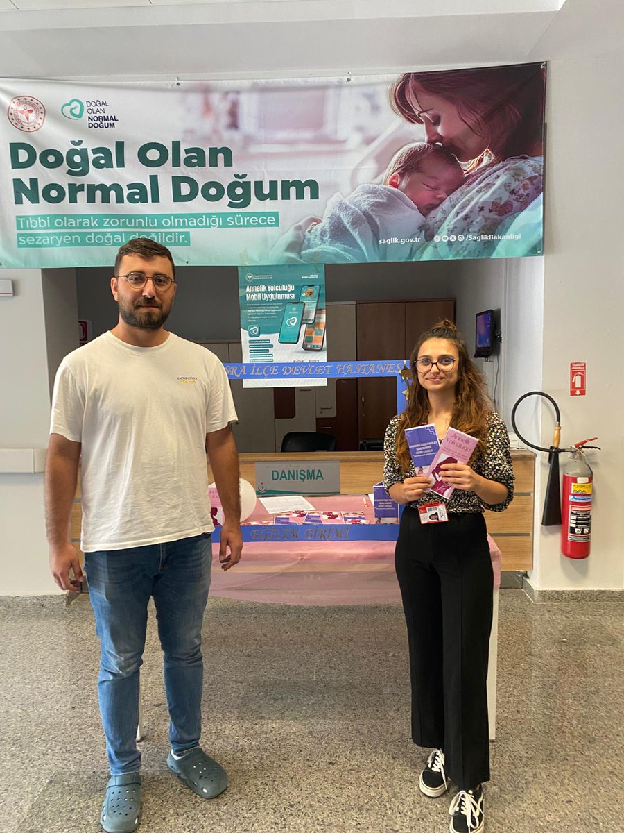amasradh's tweet photo. 3–9 Eylül Halk Sağlığı Haftası kapsamında, “Sağlıklı Anne, Sağlıklı Nesil” teması doğrultusunda hastanemiz girişinde bilgilendirme standı kurulmuştur.
Sağlıklı anne, sağlıklı nesil; bilinçli gebelik, güvenli yarınlar.
#HalkSağlığıHaftası  
#AnneSağlığı
#AmasraİlçeDevletHastanesi https://t.co/lMrlqpGS8d