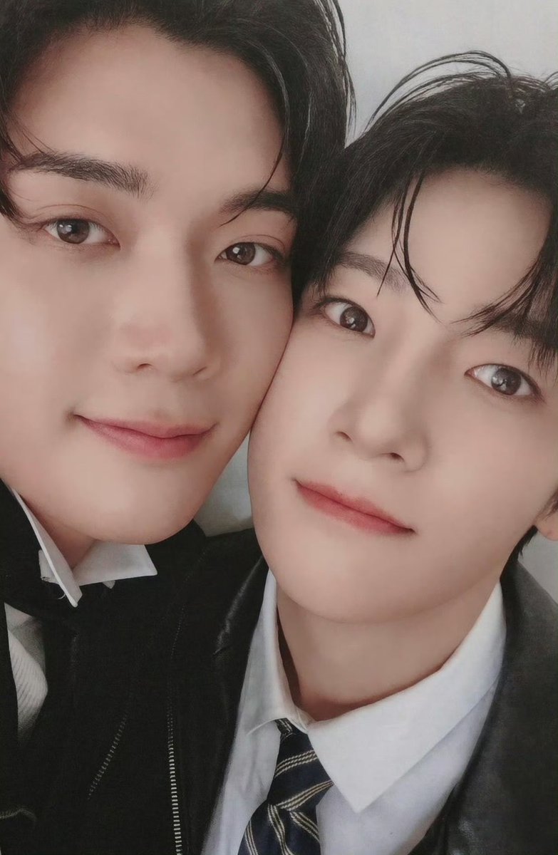 sonoo109's tweet photo. 진짜 피가로 댕슈는 사랑이다....화질 좋은걸로 또 봐줘야함 https://t.co/ozg1vvIMMD