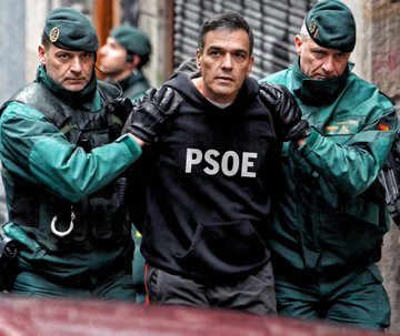 ElCidFostiador's tweet photo. @sanchezcastejon Nosotros no vamos a olvidar.
Los españoles no pararemos hasta verte donde tienes que estar, que es en la cárcel pagando por lo que nos has hecho. https://t.co/jJXhbv0XPs