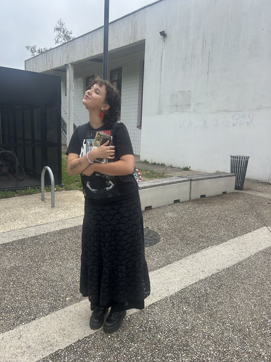 erinchbrr's tweet photo. #studieux #fac #avenir #vieactive #intelligent #universite #soireeetudiante #toptweet #genieelectrique #lettresmodernes #inscriptionpedagogique #emploidutemps #ecole https://t.co/cvge1U1lUx
