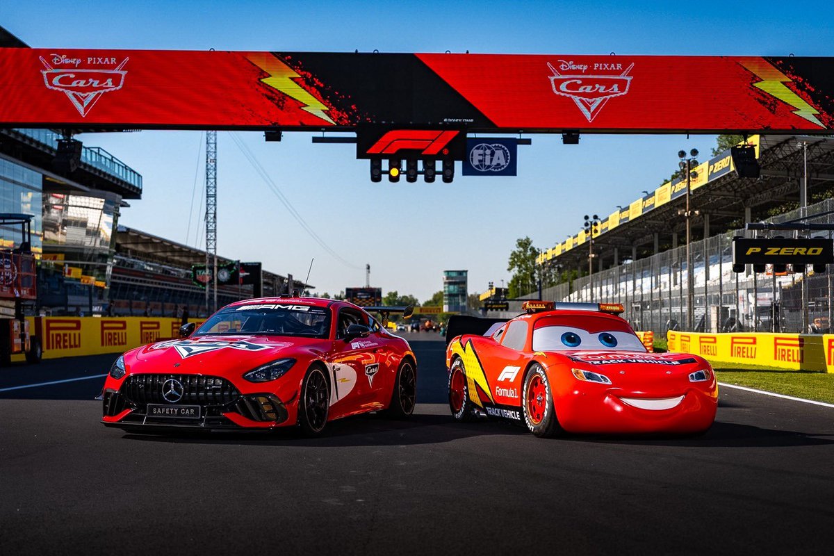 LukeSmithF1's tweet photo. The F1 safety car will sport a special Cars livery this weekend to mark the 20th anniversary of the film.

Lightning McQueen will also be doing a lap of Monza this weekend ⚡️ https://t.co/jMjlcGEacC