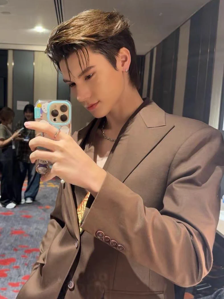 ali.🐰☀️ on X: 