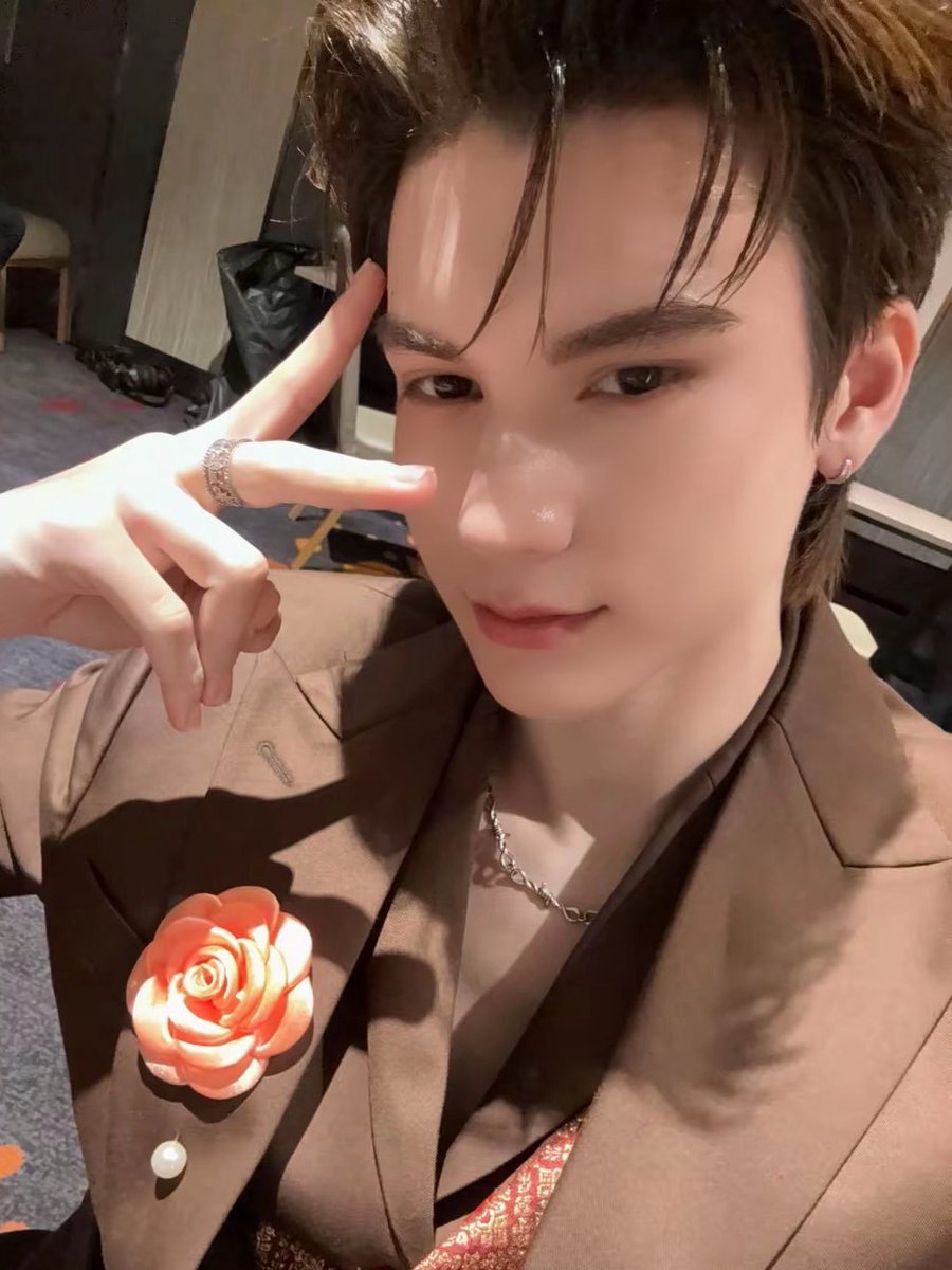 ali.🐰☀️ on X: 