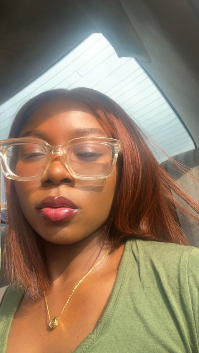 oluwadoyinsolaa's tweet photo. Category: Sun-kissed 😍 https://t.co/95r9YLDN06
