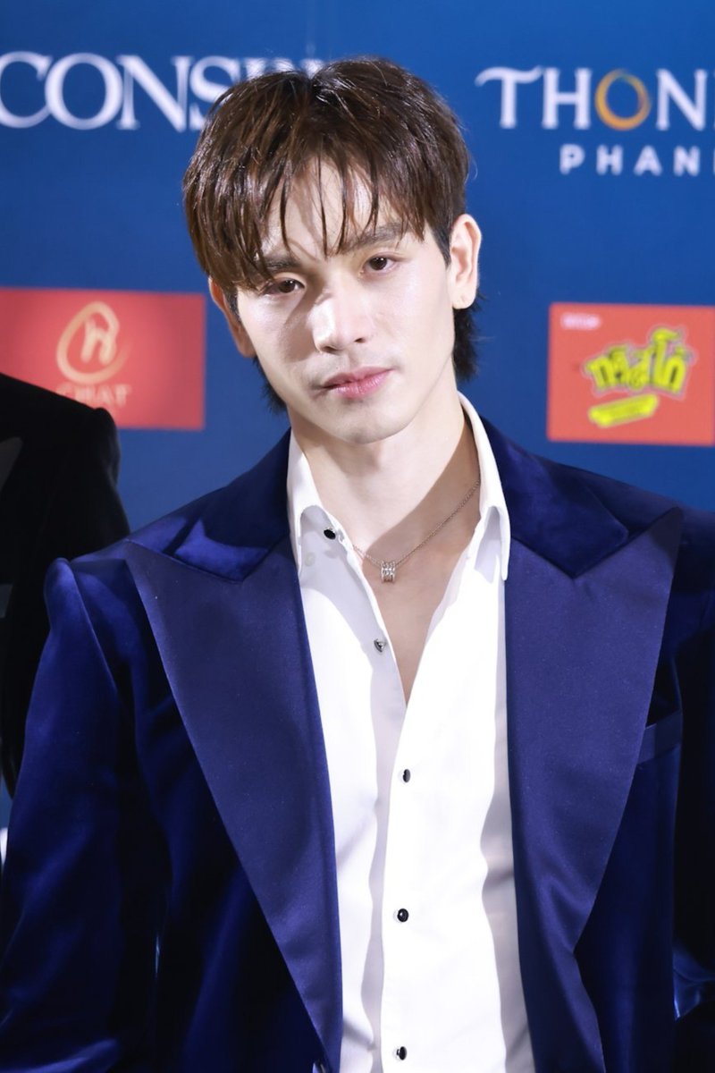 cortiscoree's tweet photo. @woopmag #YentertainAwards2026
#YEntertainAwards2026xNOUR
#tongtong

      Phi Tong                           James's Mochi https://t.co/A5XzlT7x77