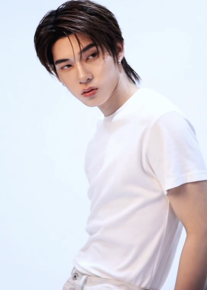 meowvanich's tweet photo. เฮียตี๋diwa 😭😭😭😭😭😭😭😭😭🧎🏻‍♀️🧎🏻‍♀️🧎🏻‍♀️🧎🏻‍♀️🧎🏻‍♀️🧎🏻‍♀️🧎🏻‍♀️🧎🏻‍♀️🧎🏻‍♀️🧎🏻‍♀️🧎🏻‍♀️ https://t.co/Uet94QC7Sz
