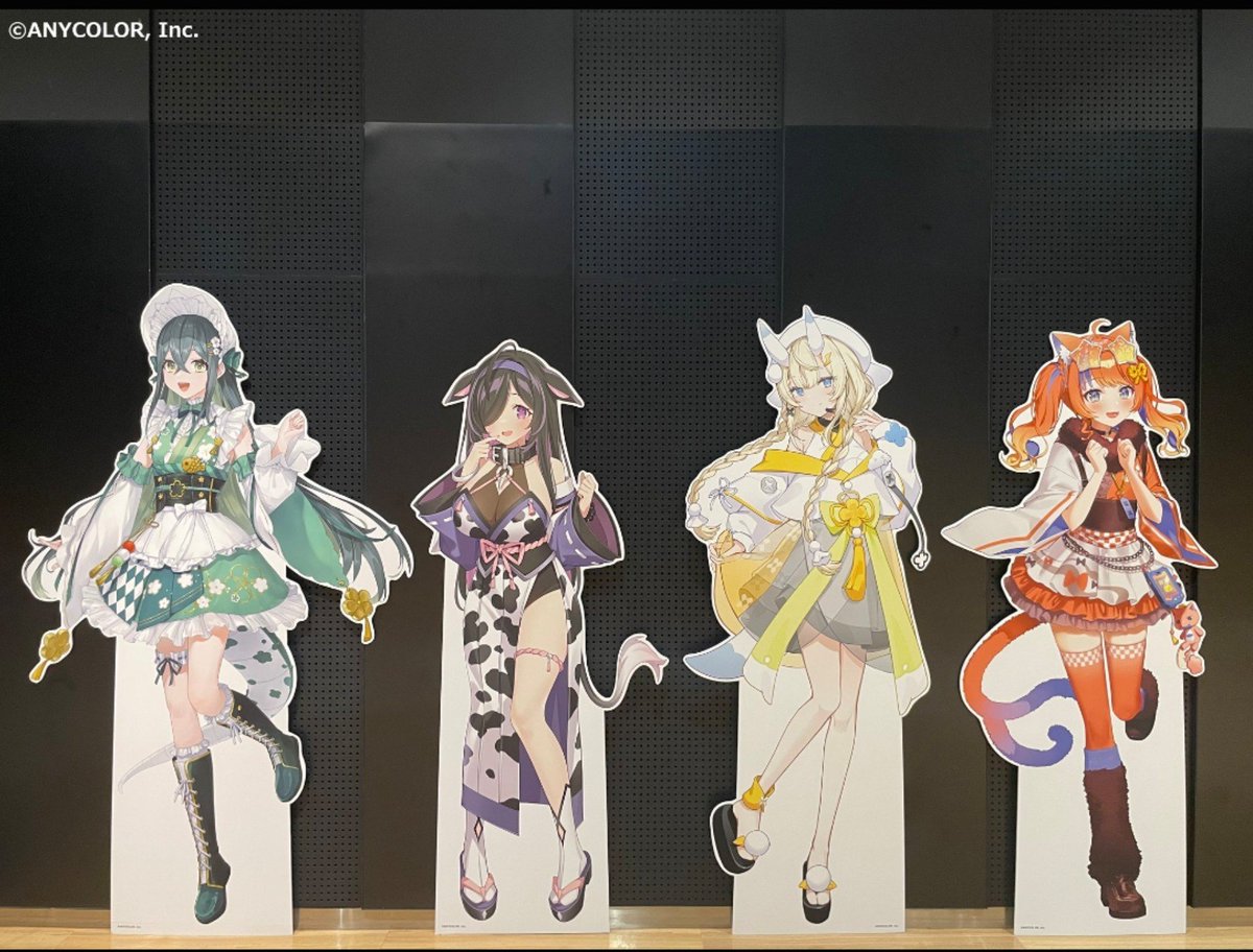 Mizuki1413965's tweet photo. あれ、おそらくパネル、
実際の身長差ですか、？？？？
見間違い、？？？？？？？？ https://t.co/gDksKmCq7c