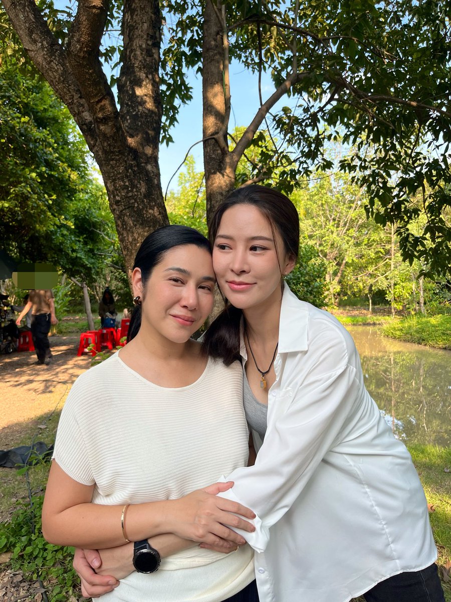 Khomkhlang_STH's tweet photo. แม่ของพ่อจ๊าก็มาหาเหมือนกัน

KHOM KHLANG Q18
#ข่มขลังคิว18
#ข่มขลัง https://t.co/lu72k0fBeX